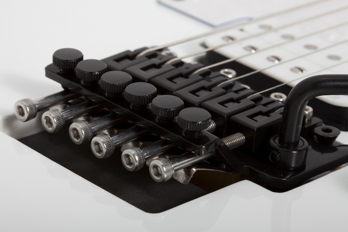 Schecter Sun Valley Super Shredder PT FR Metallic White