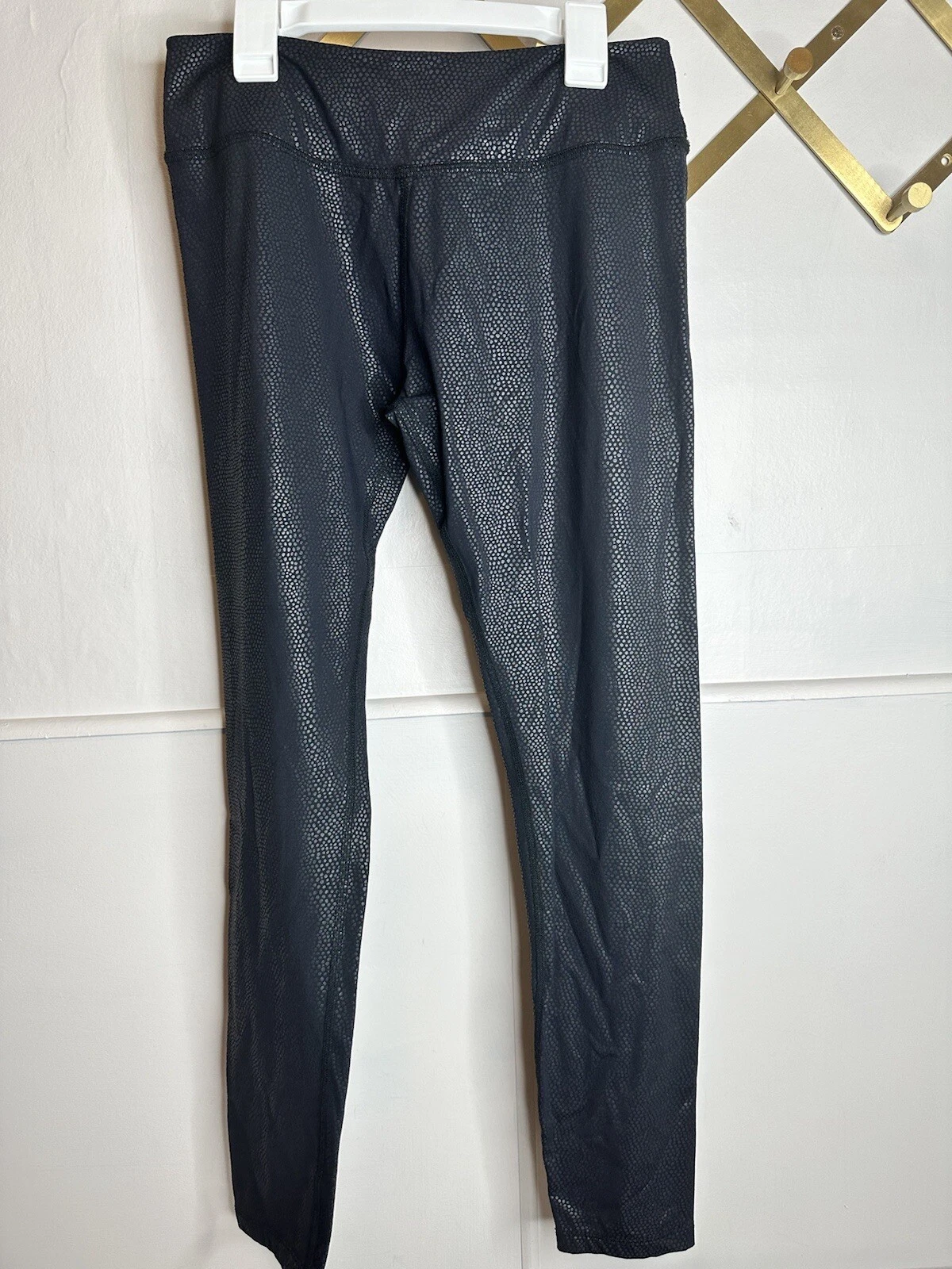 beyond-yoga soft shine high waisted midi leggings