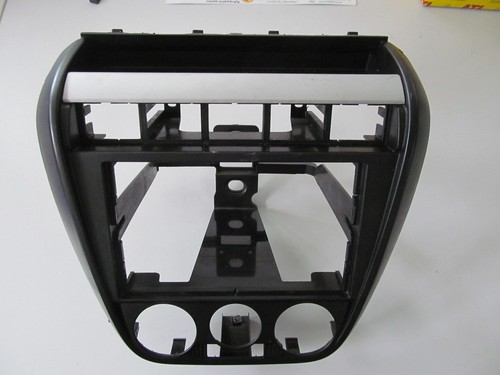 Blende Radioschacht Navi VW Fox  1.2  3türig Modell 2008 Int.: N2C/BC  2K5858061
