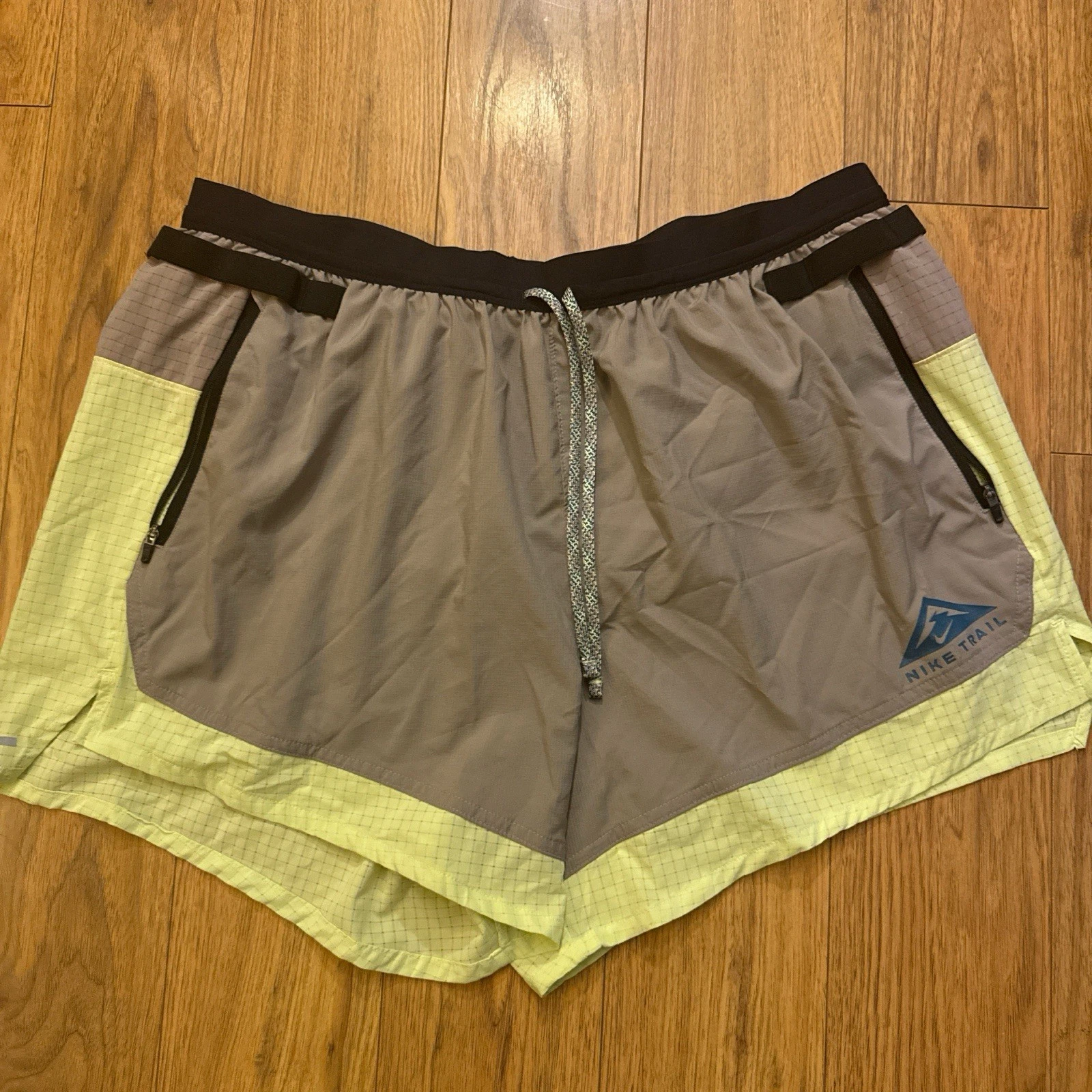 Nike Flex Stride Shorts 5" Mens XXL Lined Yellow Neon Trail Running Stretch
Opens in a new window or