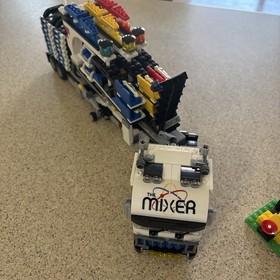 LEGO Creator Expert: Fairground Mixer (10244) Complete W/ Minifigures & Inst.!!!