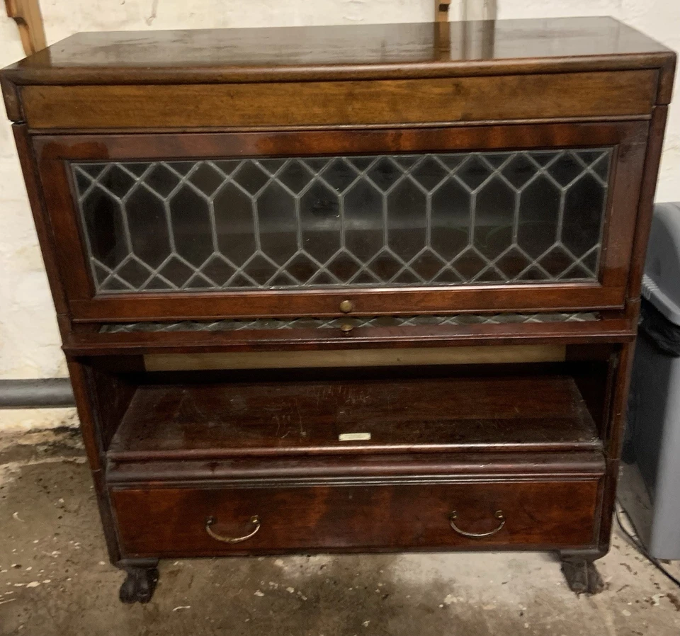 Globe Wernicke - Image 2 of 4