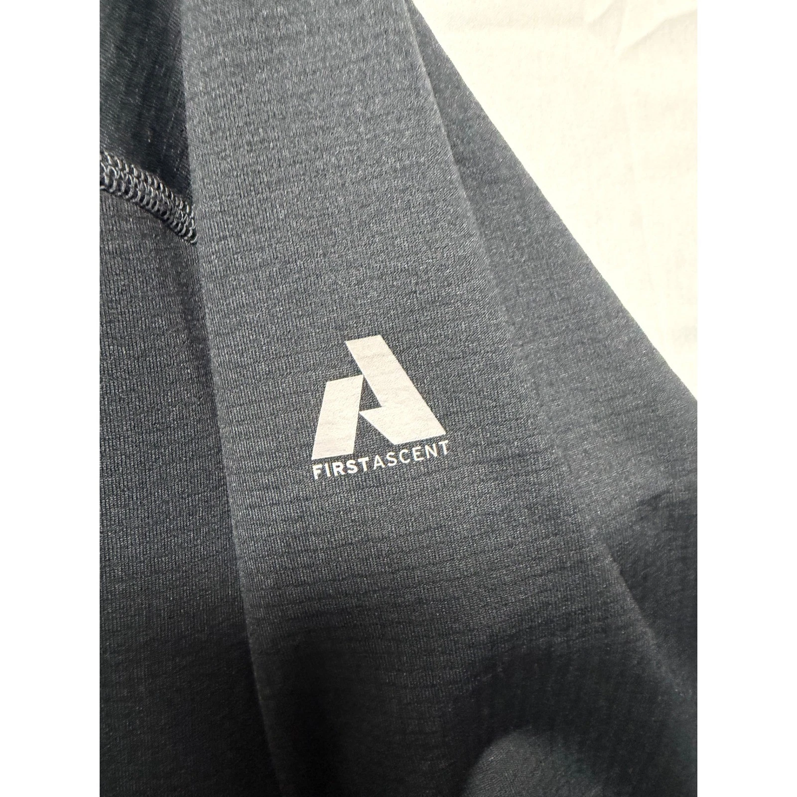 Eddie Bauer First Ascent FreeHeat Grid Fleece Jacket Mens Large Gray Full Zip - product detail image 5