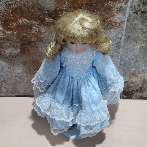 VTG Porcelain Doll Blonde Curly Hair Blue Eyes Light Blue Dress White Lace Trim - Picture 3 of 16