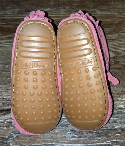 Minnetonka infant girls pink double fringe bootie moccasins size 2 - Picture 5 of 5