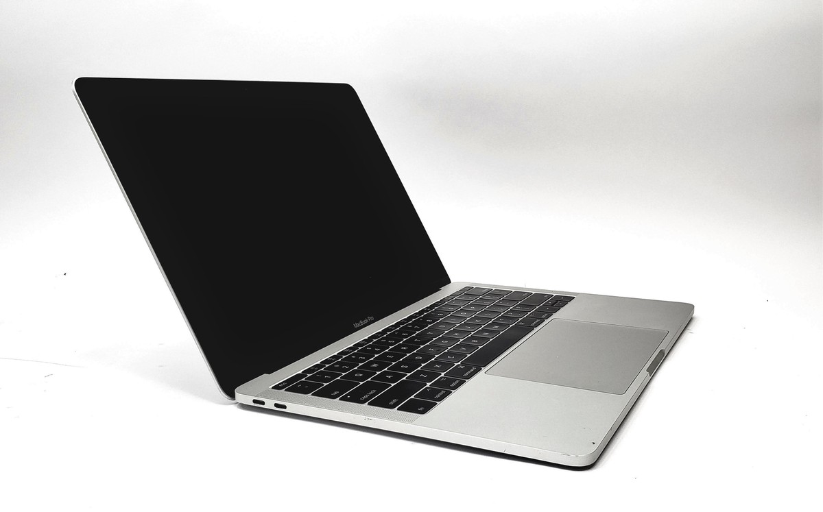 Apple Macbook Pro Mid 2017 13 Apple Macbook Pro Mid 2017 13