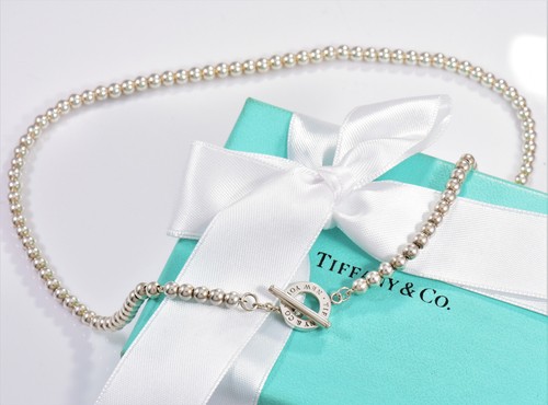 Tiffany & Co Silber NY Knebel Anhänger 16,5" Perlenkette in Box Etui Band