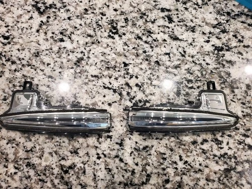 2016 - 2023 Toyota Tacoma OEM LED Mirror Turn Signals