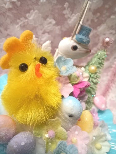 ๐๐ฃ Sweetest Spring Easter Bunny Pink Tulle Basket Assemblage Diorama OOAK! ๐ - Picture 5 of 12