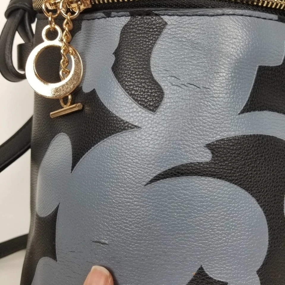 Danielle Nicole x Mickey Mouse x DISNEY, bucket bag crossbody bag, nwot - Image 3 of 4