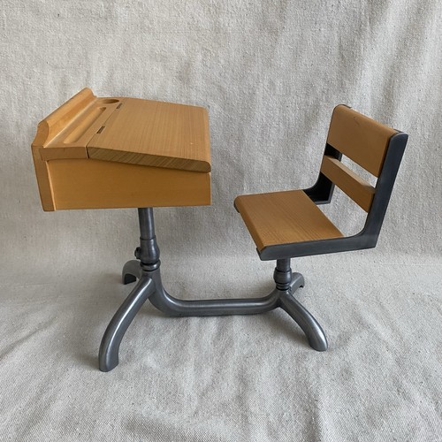 American Girl Molly's School Schreibtisch Holz und Metall Pleasant Company