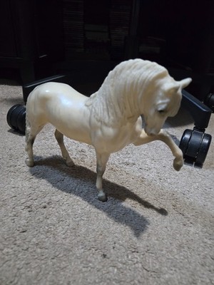 Vintage Breyer Legionario III Andalusian White Alabaster Horse Figurine 8 Inches