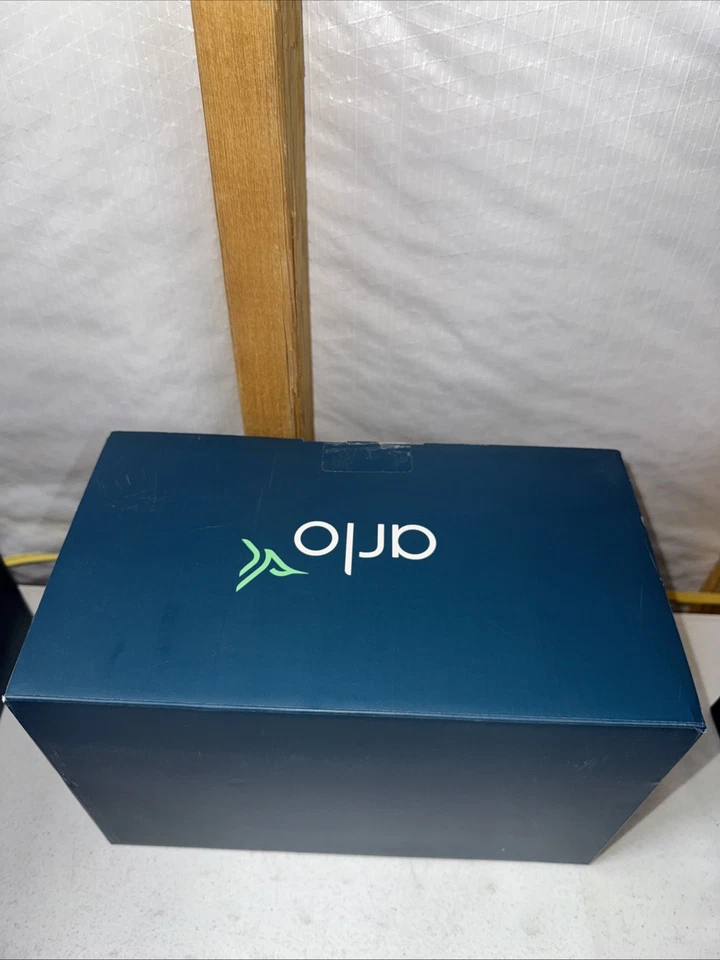 Arlo VMK2430 Wireless Security Bundle *OPENBOX* - Image 2 of 4