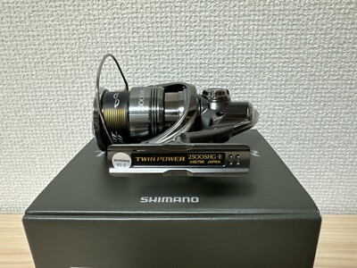 Spinning Reel 24 TWIN POWER 2500SHG Gear Ratio 5.8:1 Fishing Reel