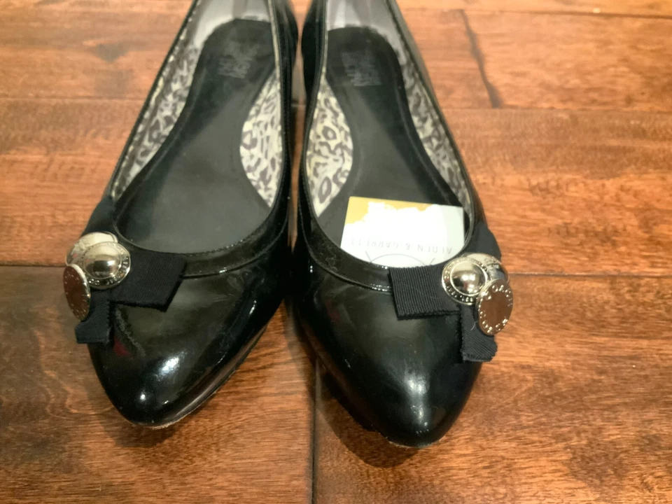 Planos Coach Trina de charol negro con lazo, talla 7,5 EE. UU. F2080 Foto 2 de 4