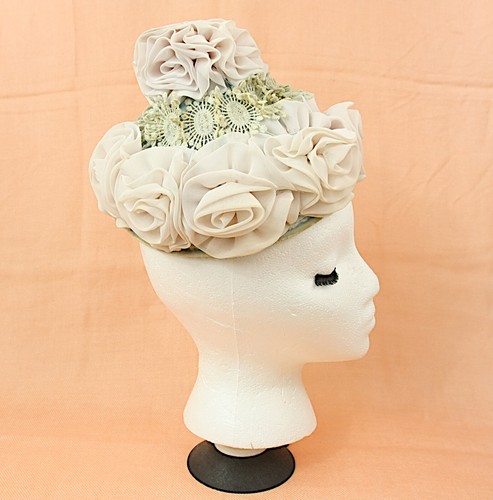 Vintage Elegante Modes Chiffon Floral Flowers Lace Trim Stiff Mesh Hat 1950s MCM - Picture 3 of 11