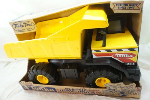 TONKA TOYS CLASSIC DUMP TRUCK 354 NEW IN BOX 90202 METAL MIB PRESSED STEEL d - Picture 2 of 4