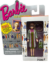 BK B NIB BARBIE KEYCHAIN 1995 POODLE PARADE
