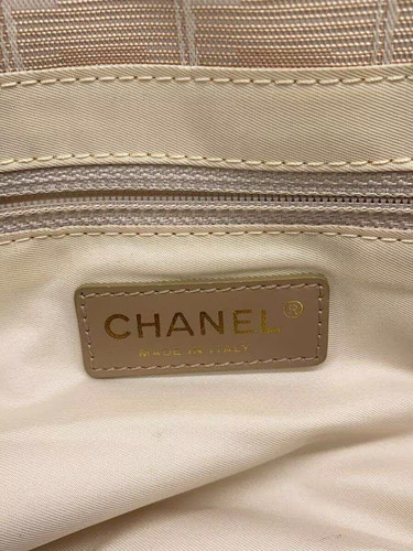 CHANEL Tote MM New Travel Line Nylon BEG Nylon BEG Beige - Picture 5 of 7