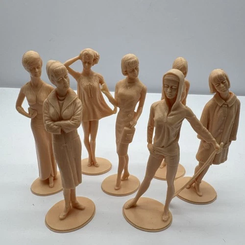 Vintage Lot 7 MARX Campus Cuties Unpainted Original Female Figures 1964