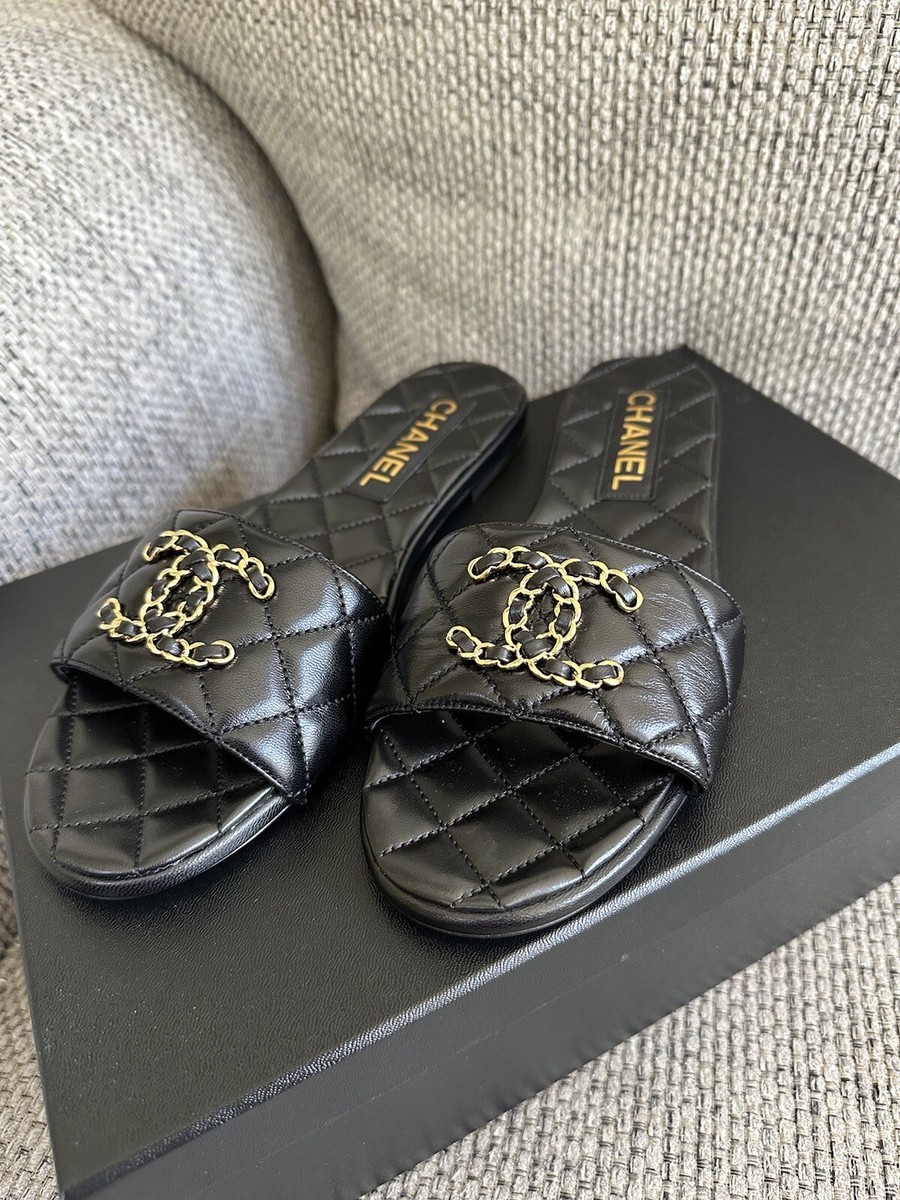Size 36EU NEW CHANEL Black Chain Gold CC Logo Mules Slide