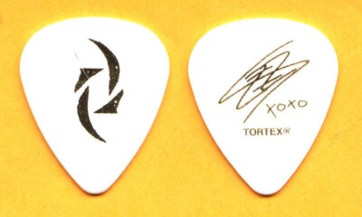 Halestorm Lzzy Hale Signatur Weiß/Gold Gitarre Pick - 2012 Masse Chaos Tour