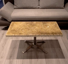 Table basse rectangulaire 80x40cm Pierre Giraudon résine et éclats de verre