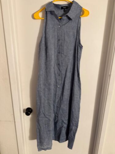 Women NWOT "Theory" blue, sleeveless button up midi shift. Size XL
