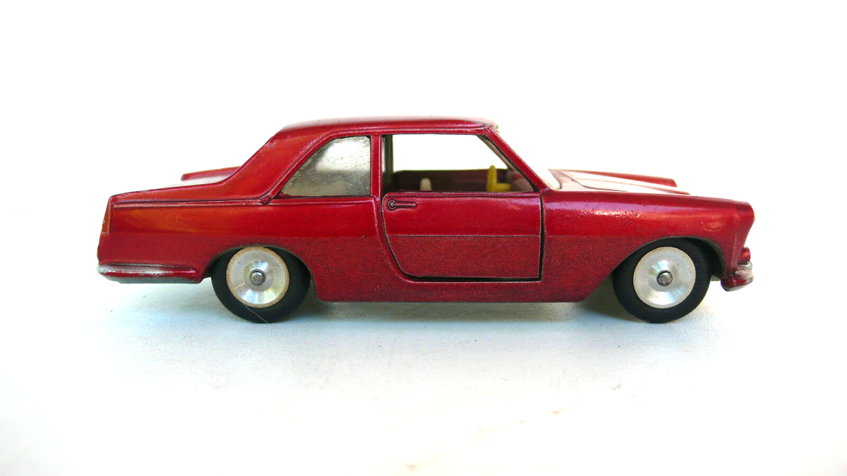 Miniature Solido France – Lancia Flaminia Réf 121, Série Luxe Avec Boîte, Occasion