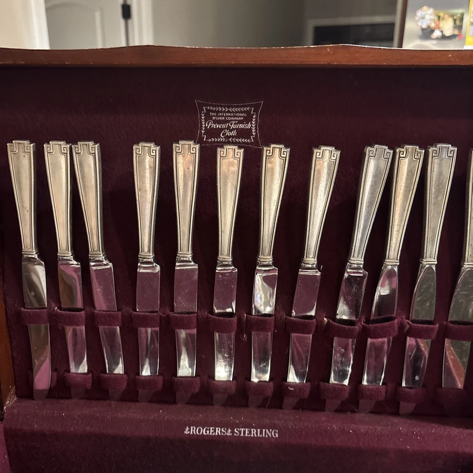 Gorham Plata de Ley Etrusca 74 PC - 12 Plazas Ajuste - Sin Mono Foto 2 de 4