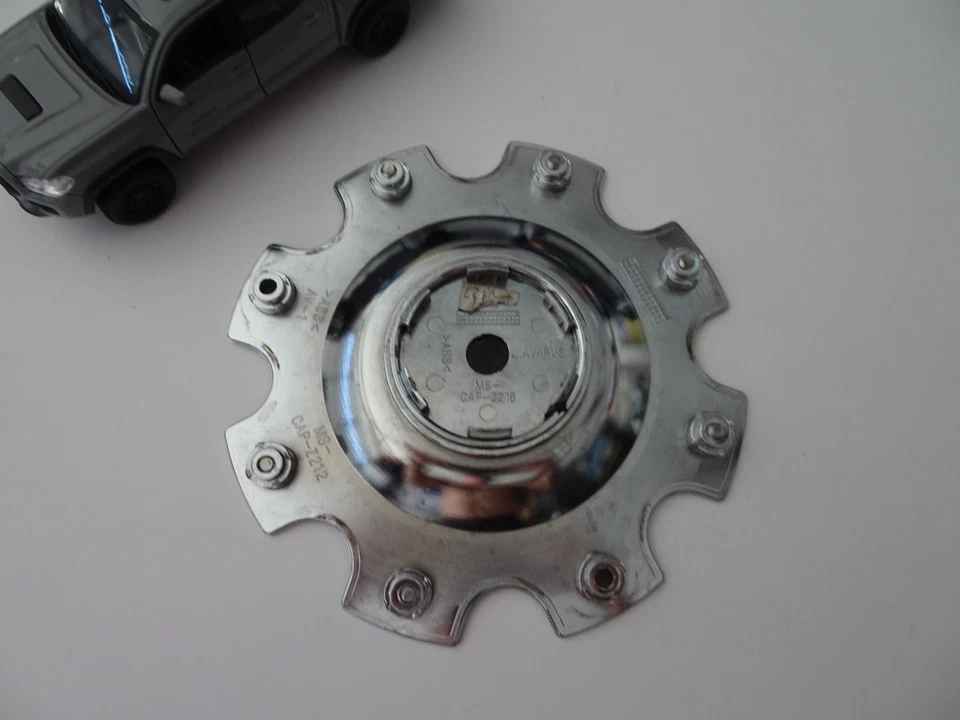 Tapa central de rueda personalizada cromada AVARUS BY SAVINI # MS-CAP-Z216, MS-CAP-Z212 Foto 3 de 3
