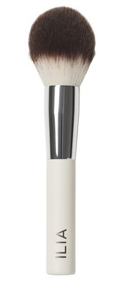 ILIA - Finishing Powder Brush | Blends Fine 1 Count (Pack of 1), White 