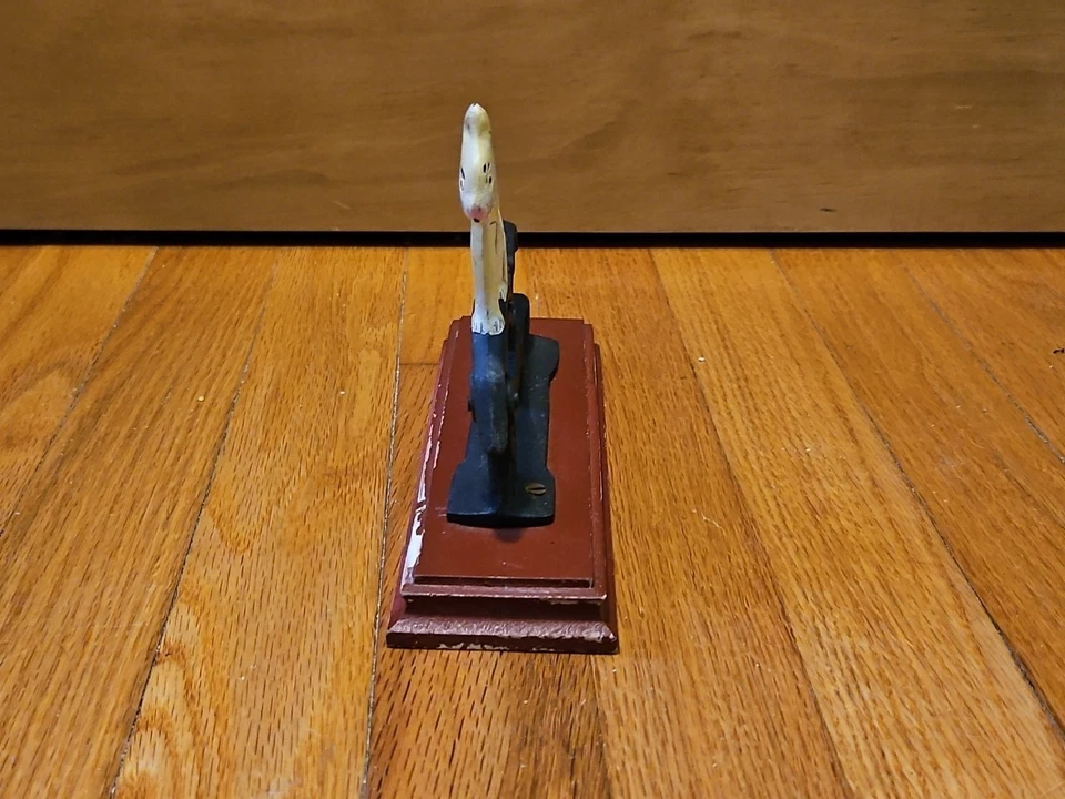 Vintage Cast Iron White Cat Nutcracker On Wooden Base - Image 2 of 4