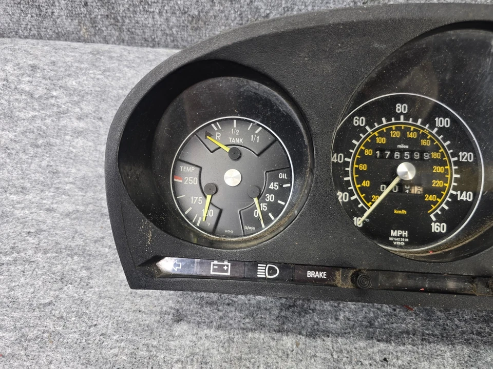 Speedometer instrument gauge cluster mercedes r107 380sl 450sl oem - Image 4 of 4