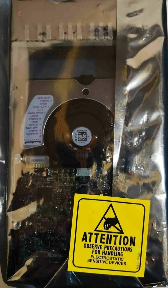 Ibm Hard Drive Option 90P1310 Xseries 146.8 Gb 10 K Rpm Ultra 320 3.5 - Image 3 of 3