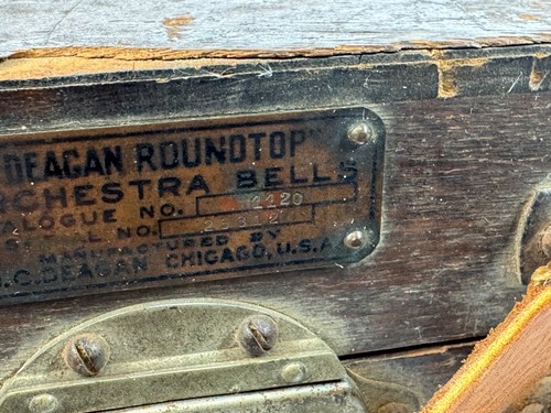 DEAGAN Roundtop Orchestra Bells Model 1120 Wood Case 31 Key Xylophone w/ Mallets - Picture 17 of 24