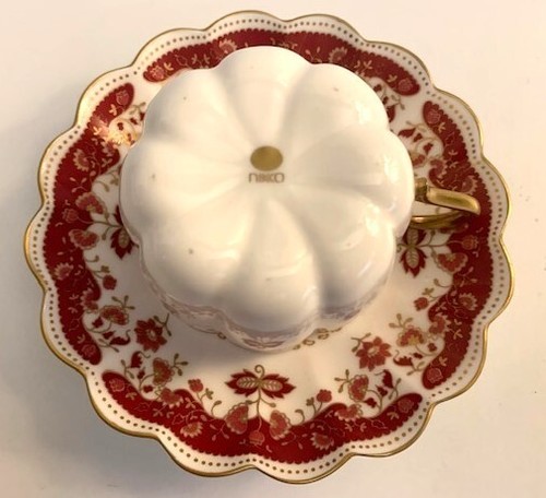 Taza de té y platillo vintage NIKKO pintado a mano de porcelana fina de hueso de Japón - Imagen 4 de 7