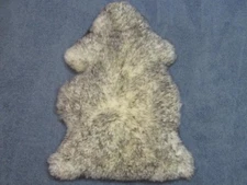 Dyed Australian Sheepskin: Black Tip: Gallery Item (78-7012-G02) Y1J