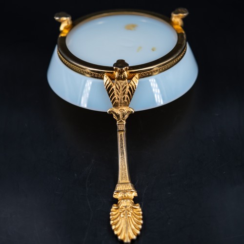 Antique French Opaline Glass Bowl White 'Bulle de Savon' Bronze Trinket Paws - Afbeelding 5 van 10
