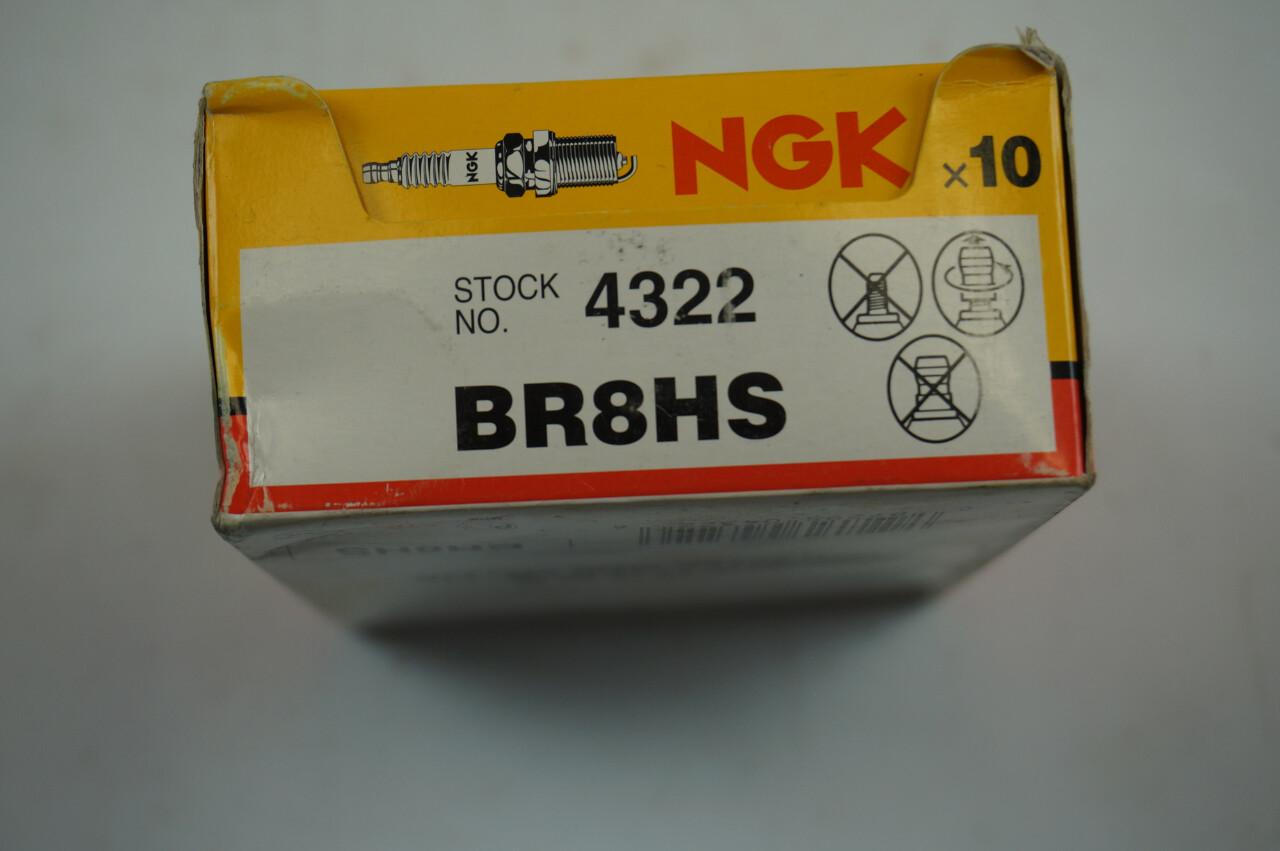 NGK V POWER BR8HS SPARK PLUGS PACK OF 10  #4322 NOS