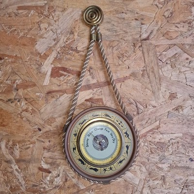 Barometer Sternzeichen Vintage stürmischer Regenwechsel Messe sehr trocken  