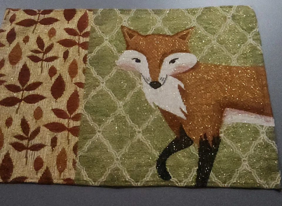 Mainstays Set Of Two Fox Placemats. 12.5 X 19 In. - Image 2 of 3