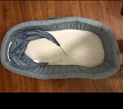 Lulyboo PLUS Portable Foldable Bassinet Sleeper Bed, Gray Oval, Handles