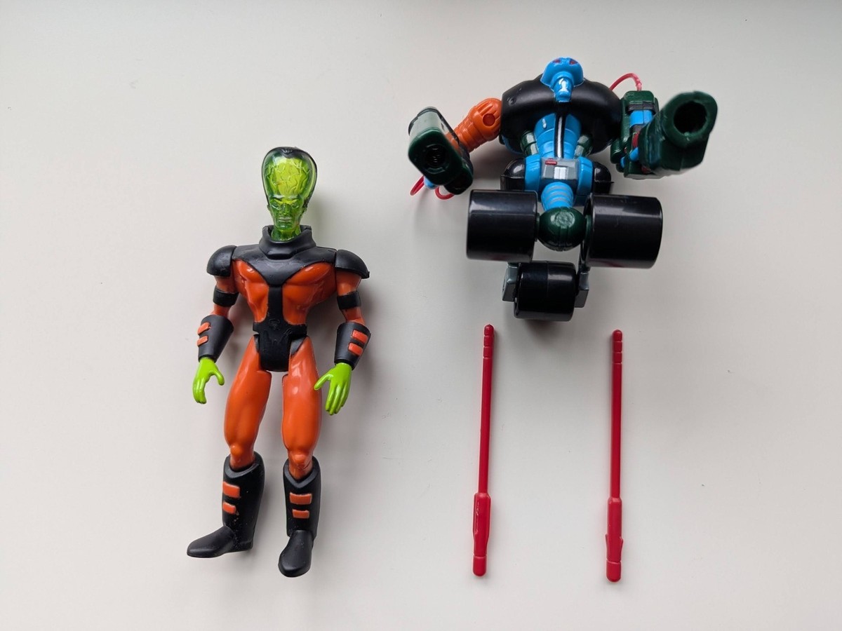 ToyBiz The Incredible Hulk Smash and Crash The Leader with Firing
