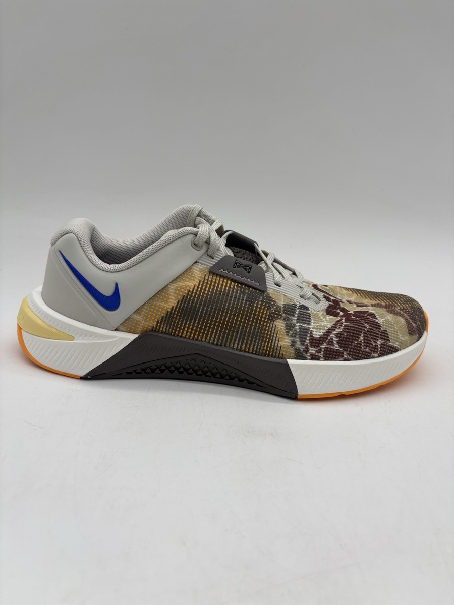 Size 10.5 - Nike Metcon 10 AMP Light Bone Cave Stone for  display picture 1