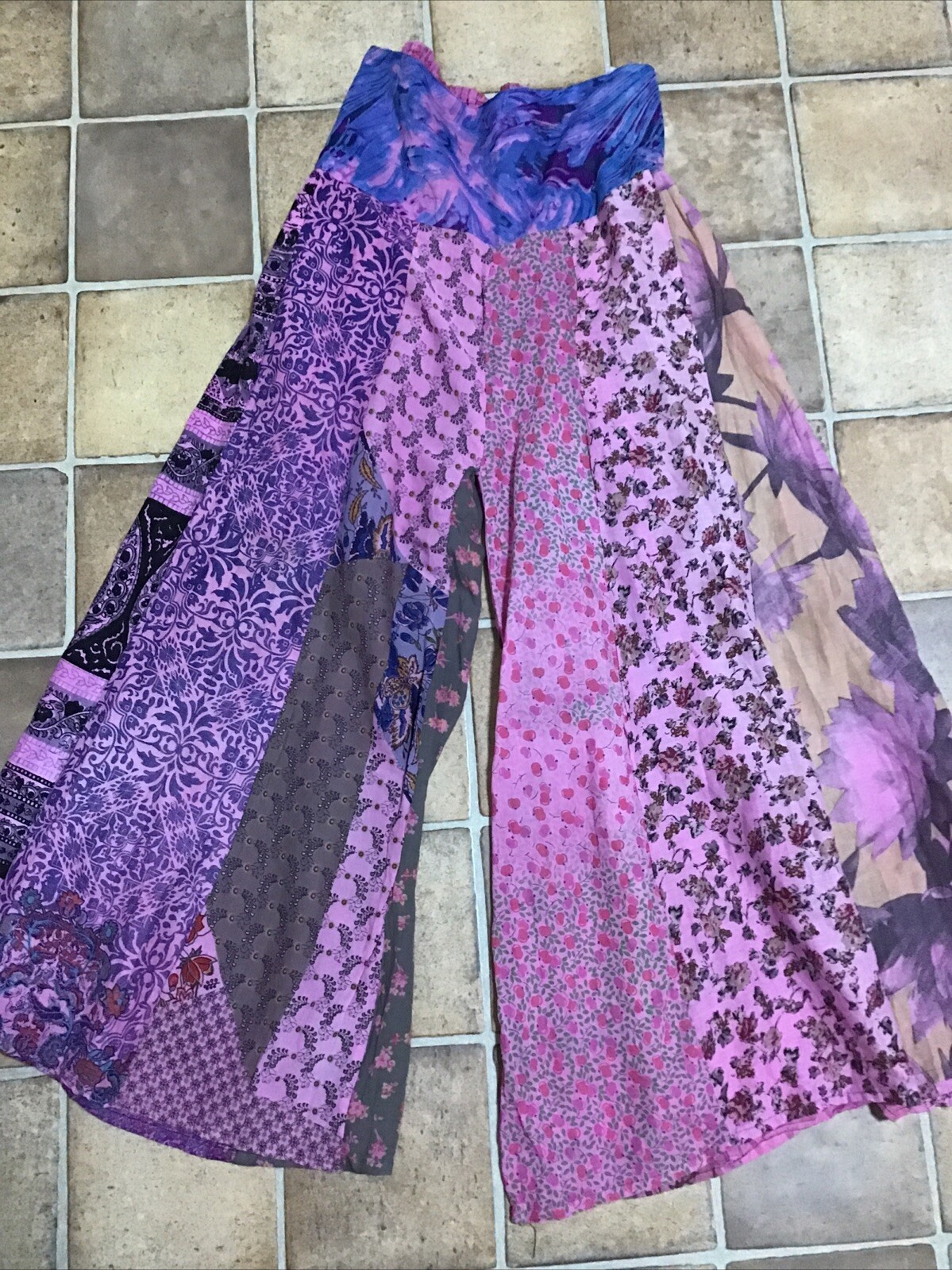 Picture 1 of 4