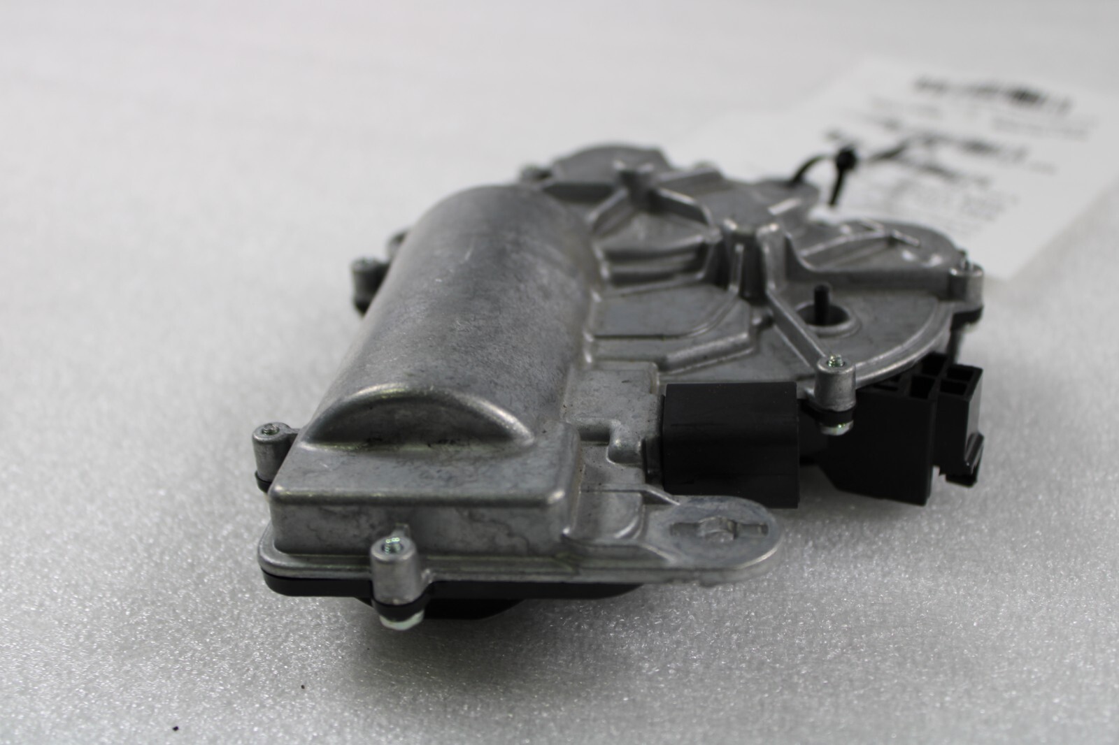 Lamborghini Urus, Lid Pull Down Motor, Used, P/N 4M0827887D