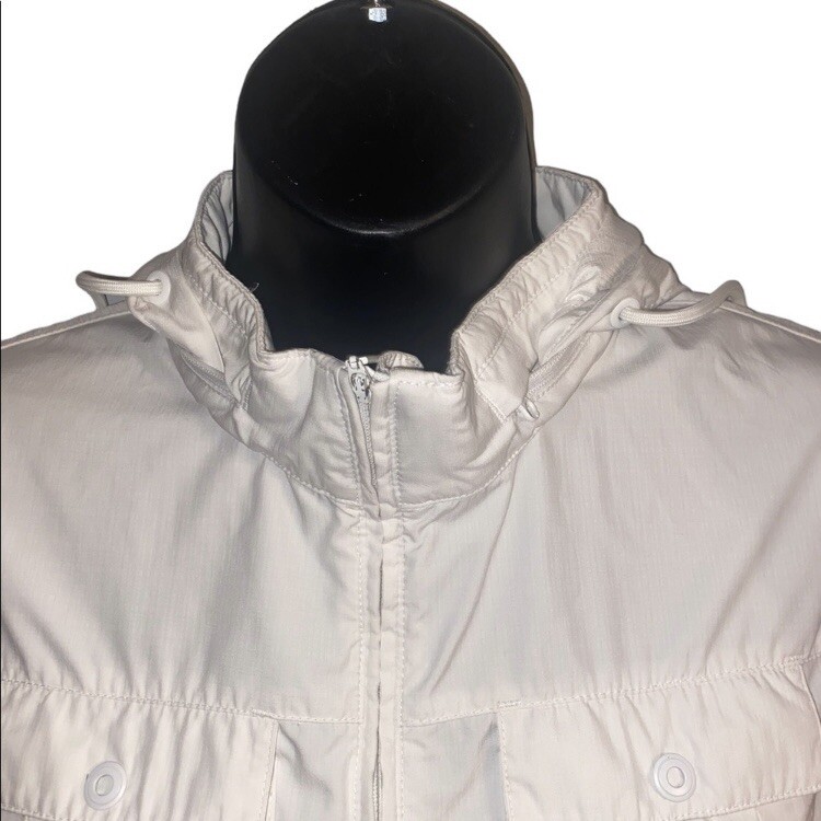 Mountain Hardware jacket.  Excellent condition.  … - image 4