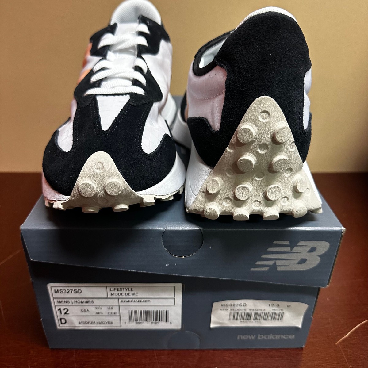 New Balance Mens White Black 327 MS327SO Athletic Running Shoes  