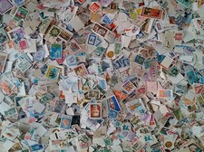 1000 Timbres Monde en multiples Lot / Vrac